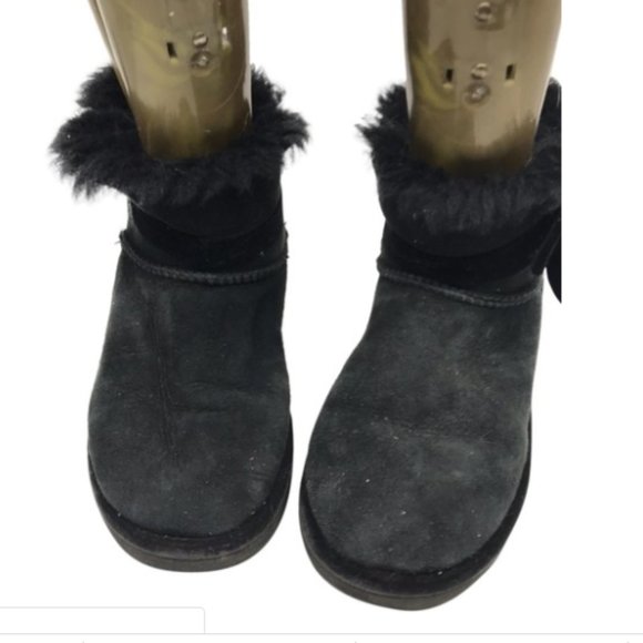 Mid UGG Black Boots Size: US 5 - Picture 1 of 8
